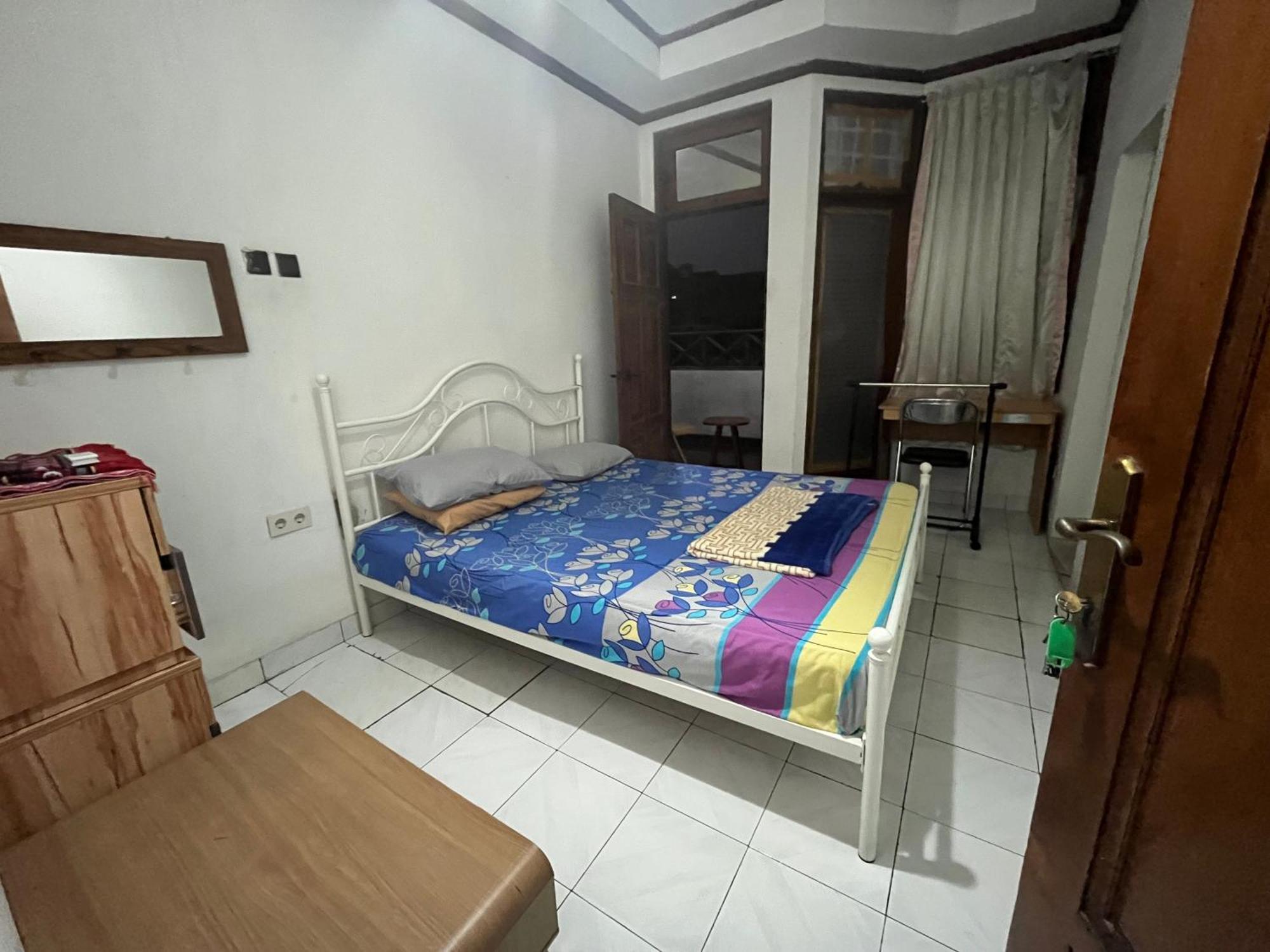 Spot On 94142 Al Fatih Residence Syariah 2 Jacarta Exterior foto