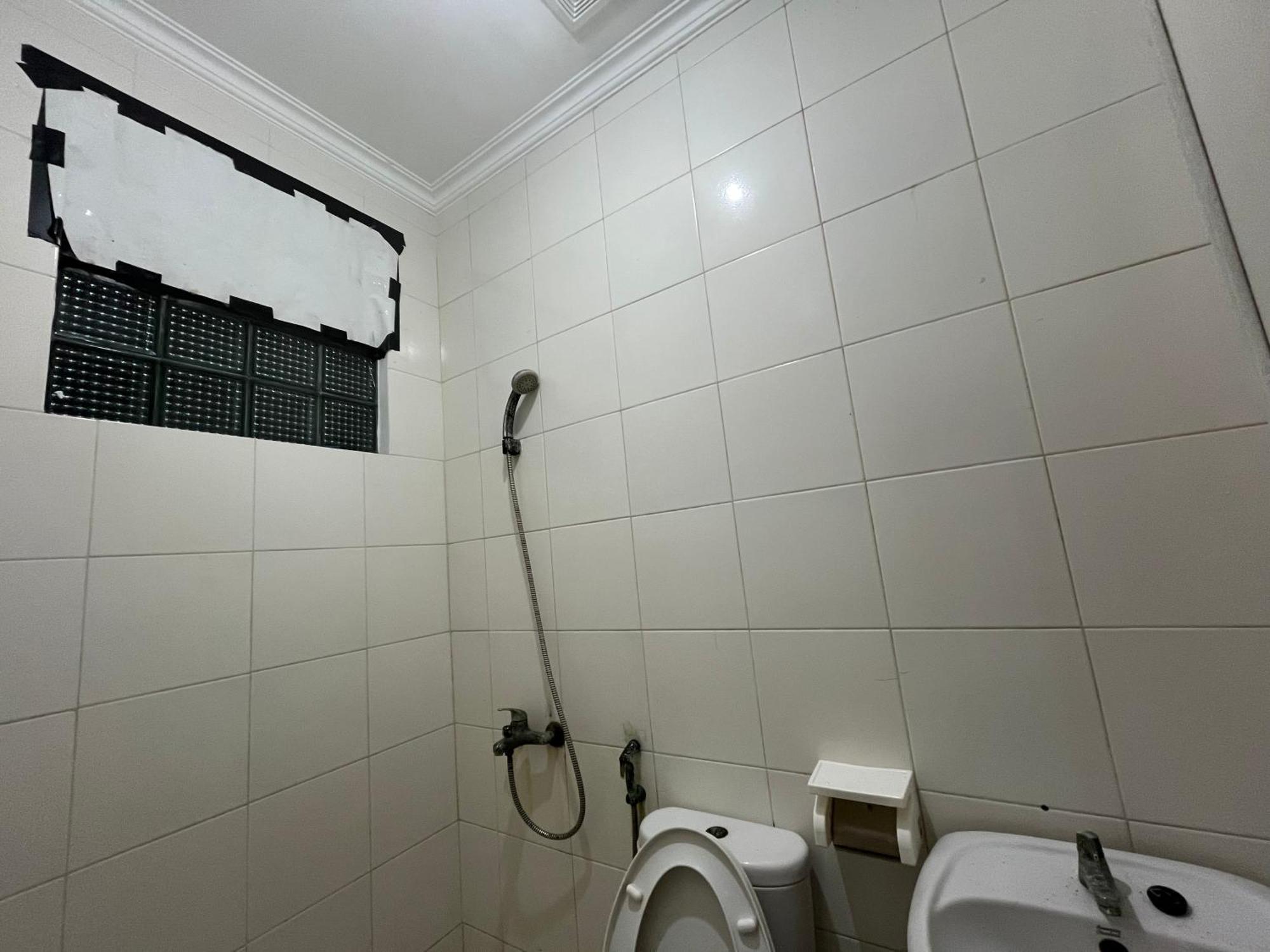 Spot On 94142 Al Fatih Residence Syariah 2 Jacarta Exterior foto